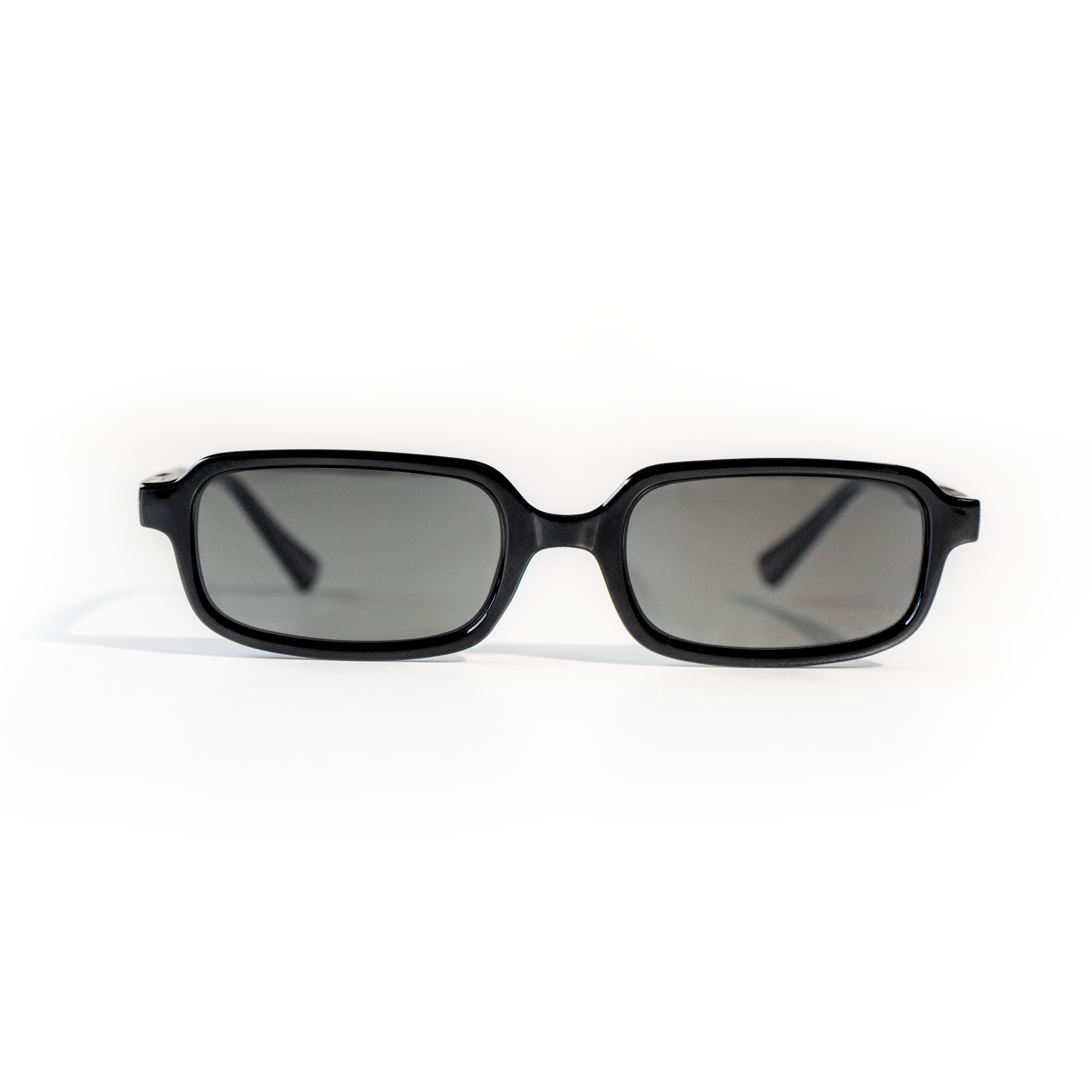 Indie-Black sunglasses front view Featured Image
